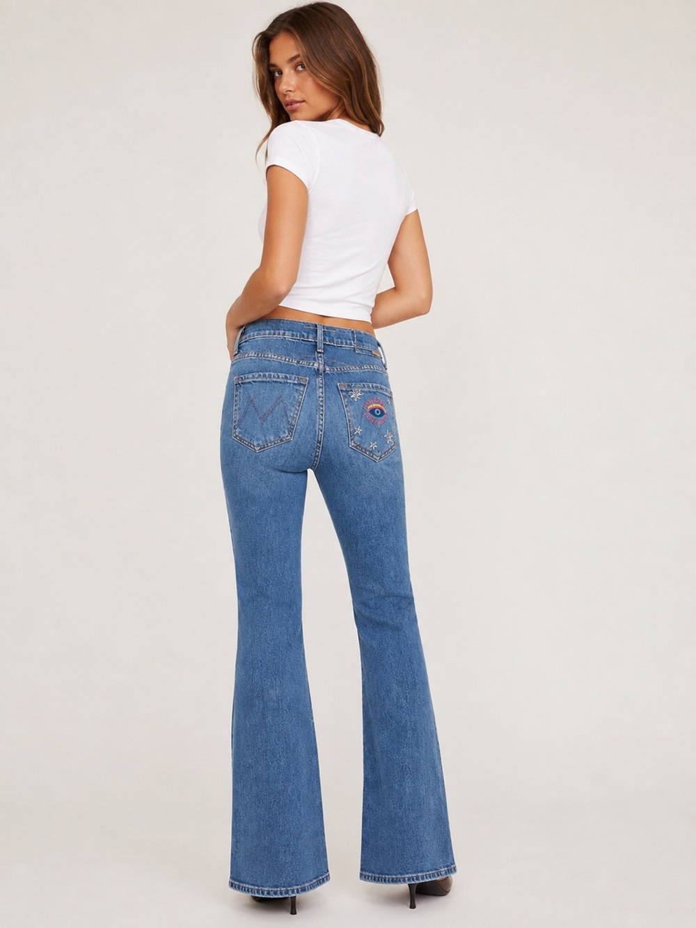 🧿 NWOT-MOTHER The Weekender “Eye See You” Embroidered Jeans Sz 24